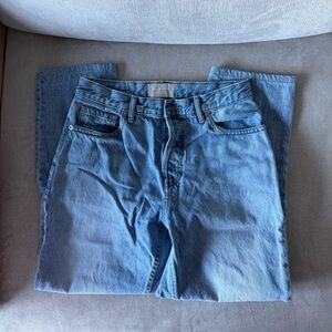 Everlane 90s cheeky jeans

Size 26 ankle

Excellent condition - worn 3x